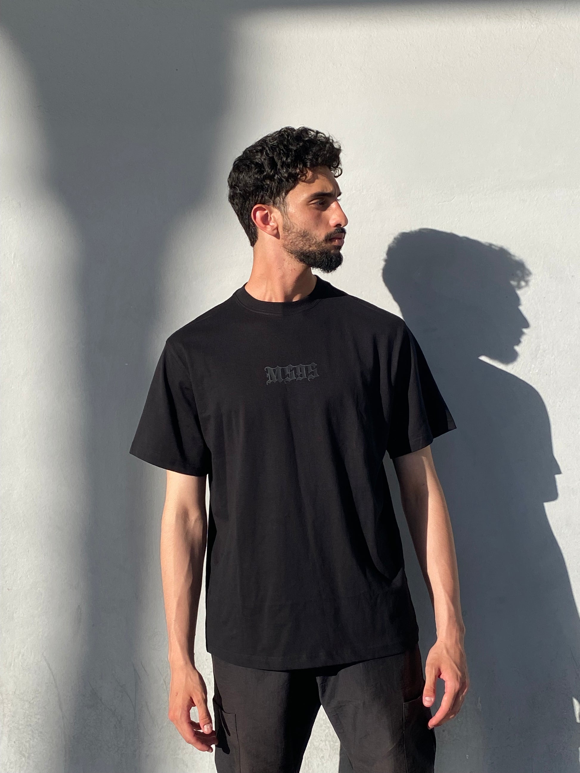 Black Motel95 Tee - Streetwear Style with 240 GSM Cotton Comfort